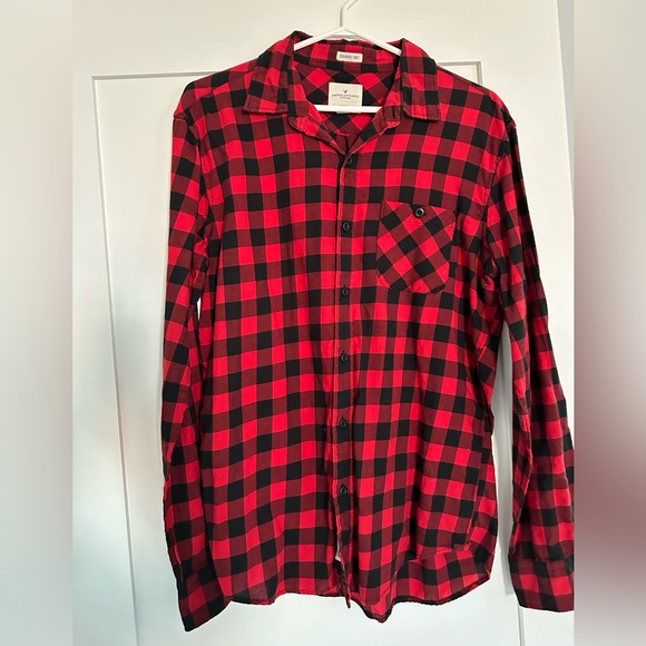 Light Flannel  Button down shirt AE size M - Picture 1 of 3